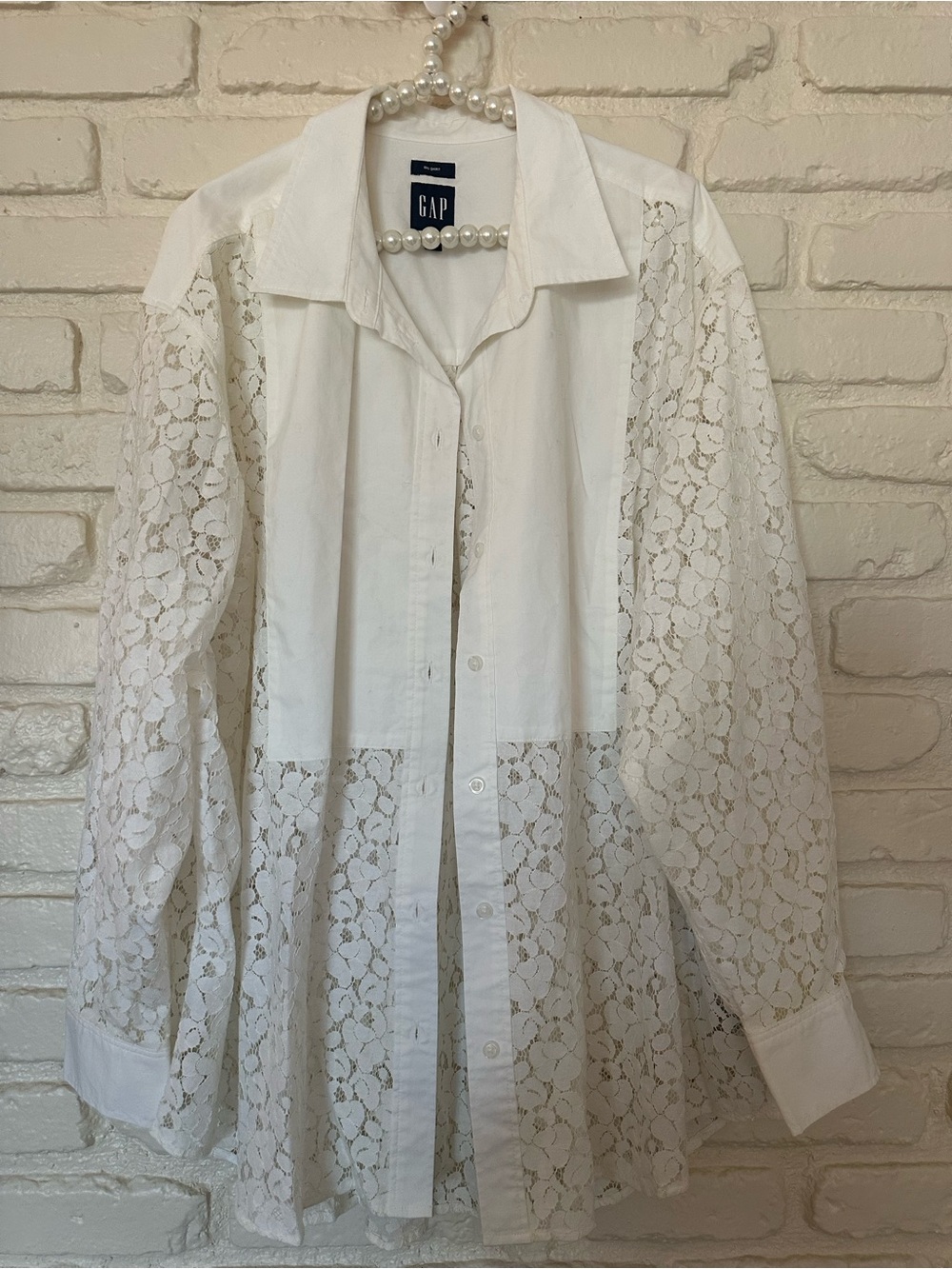 GAP Big Shirt white Lace Panel Button-Down Shirt Sz XL - Picture 2 of 5